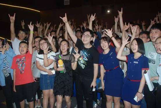 亚洲熟妇丰满大屁股熟妇