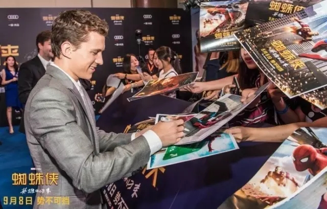 亚洲熟妇丰满大屁股熟妇