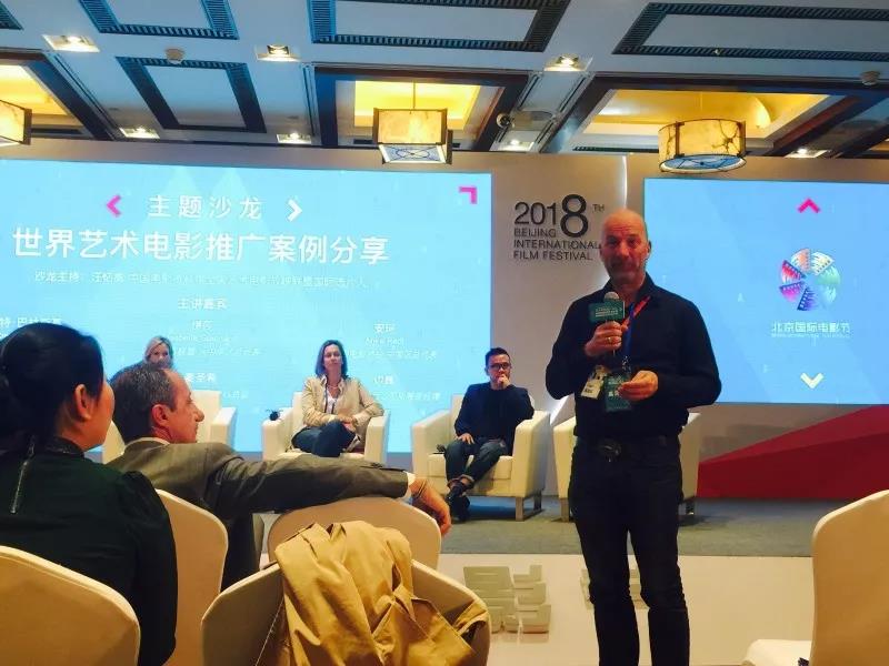 亚洲熟妇丰满大屁股熟妇