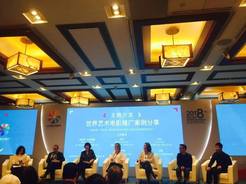 亚洲熟妇丰满大屁股熟妇