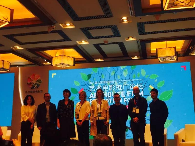 亚洲熟妇丰满大屁股熟妇