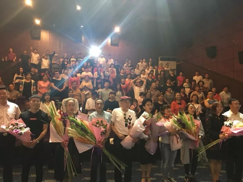 亚洲熟妇丰满大屁股熟妇