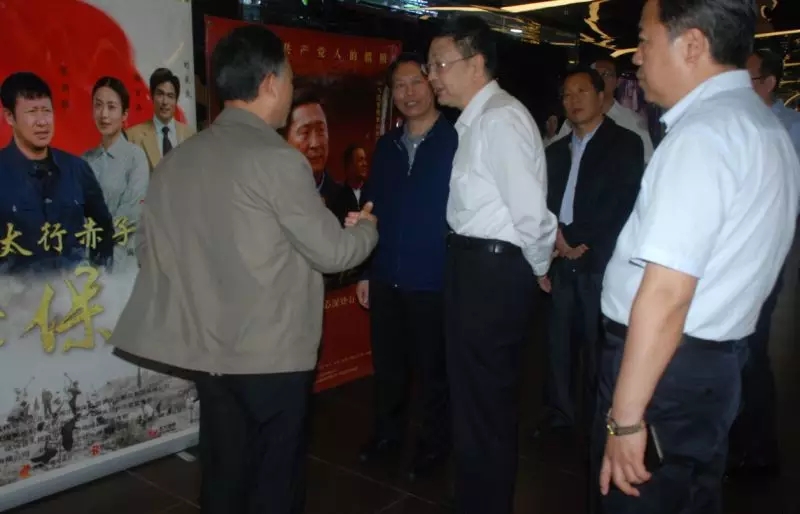 亚洲熟妇丰满大屁股熟妇