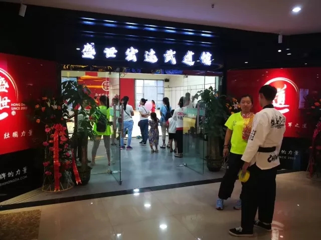 亚洲熟妇丰满大屁股熟妇