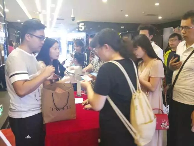 亚洲熟妇丰满大屁股熟妇