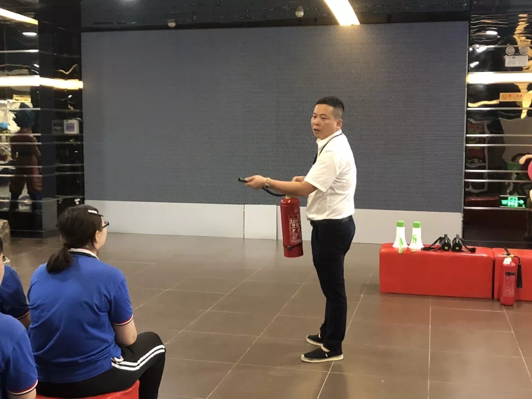 亚洲熟妇丰满大屁股熟妇