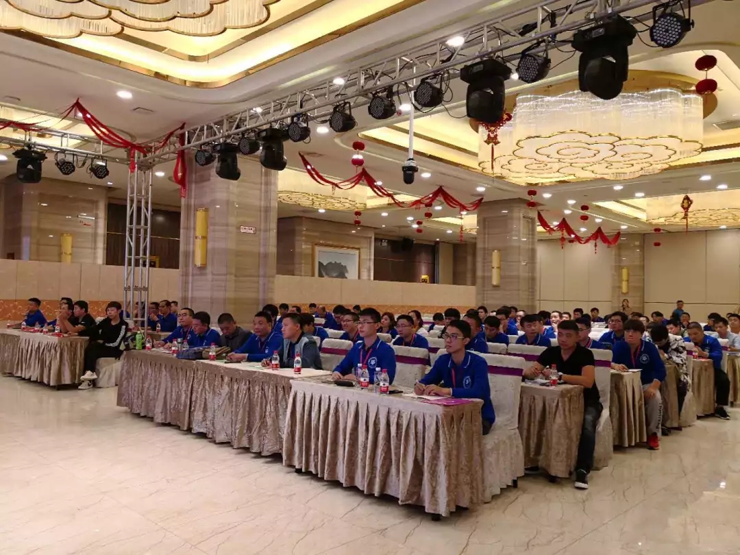 亚洲熟妇丰满大屁股熟妇