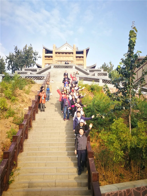 亚洲熟妇丰满大屁股熟妇