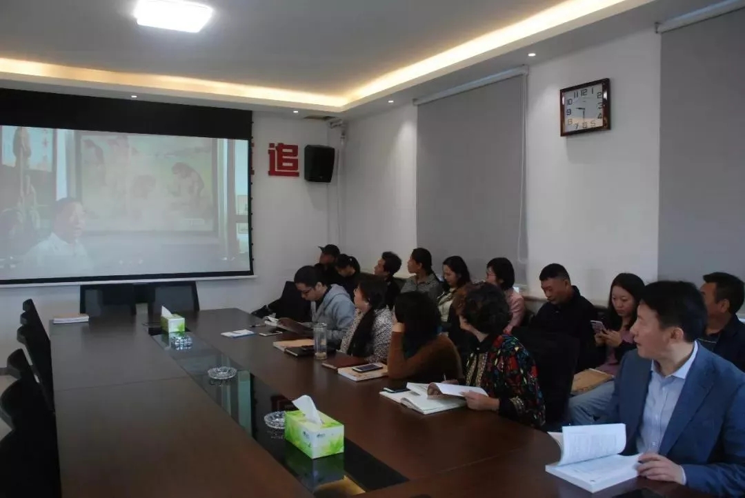 亚洲熟妇丰满大屁股熟妇