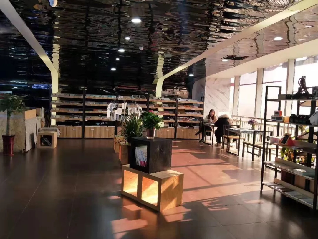 亚洲熟妇丰满大屁股熟妇