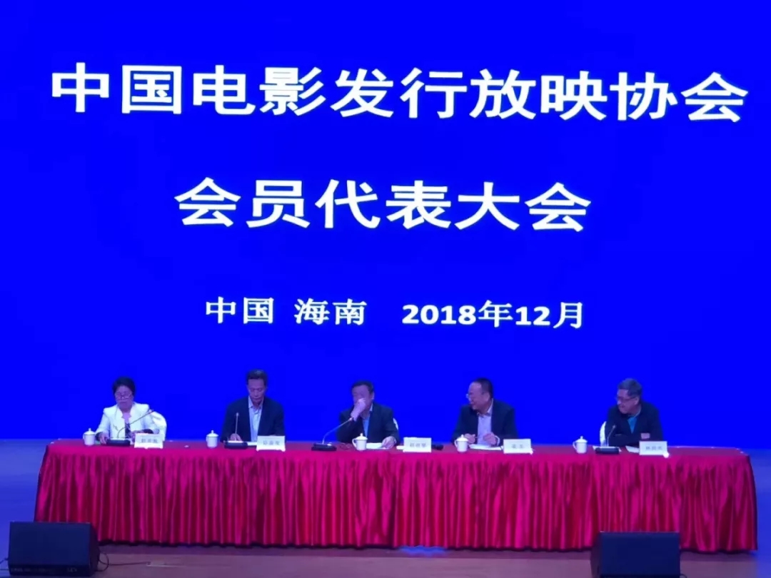 亚洲熟妇丰满大屁股熟妇