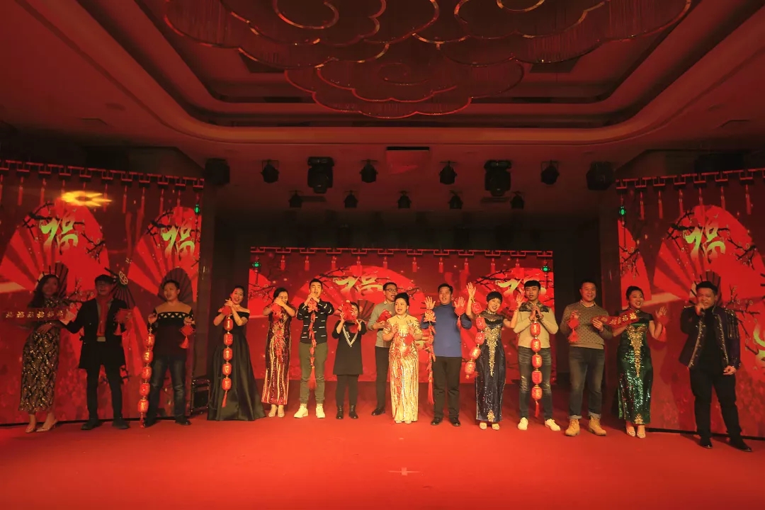 亚洲熟妇丰满大屁股熟妇