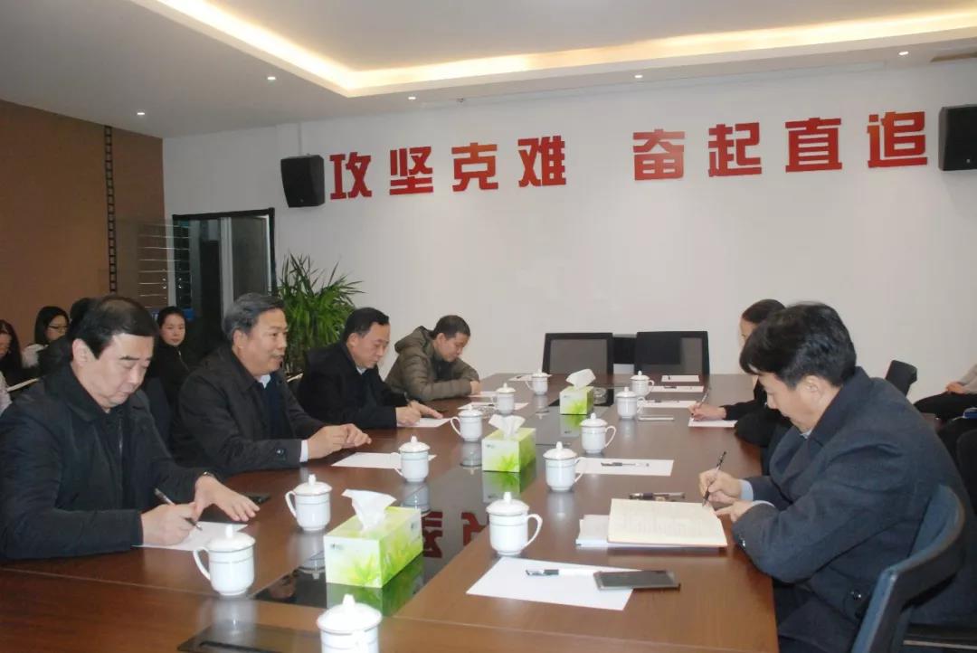 亚洲熟妇丰满大屁股熟妇