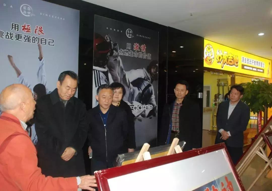 亚洲熟妇丰满大屁股熟妇