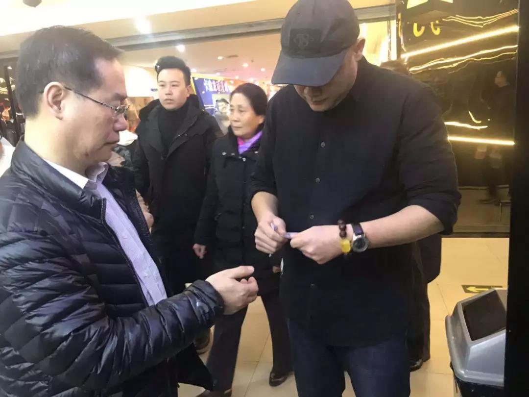 亚洲熟妇丰满大屁股熟妇