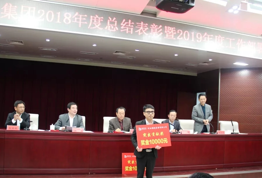 亚洲熟妇丰满大屁股熟妇