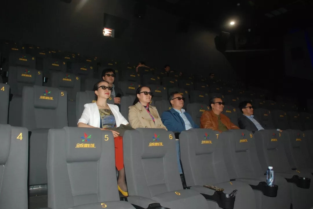 亚洲熟妇丰满大屁股熟妇