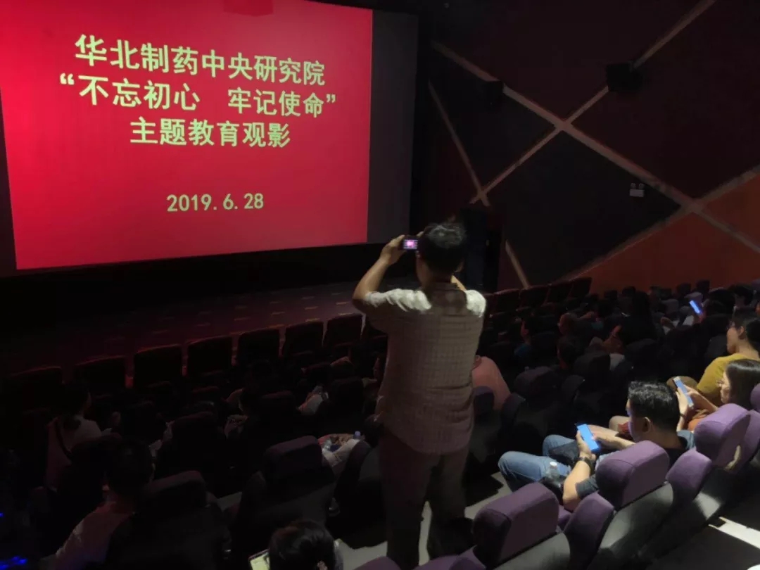 亚洲熟妇丰满大屁股熟妇