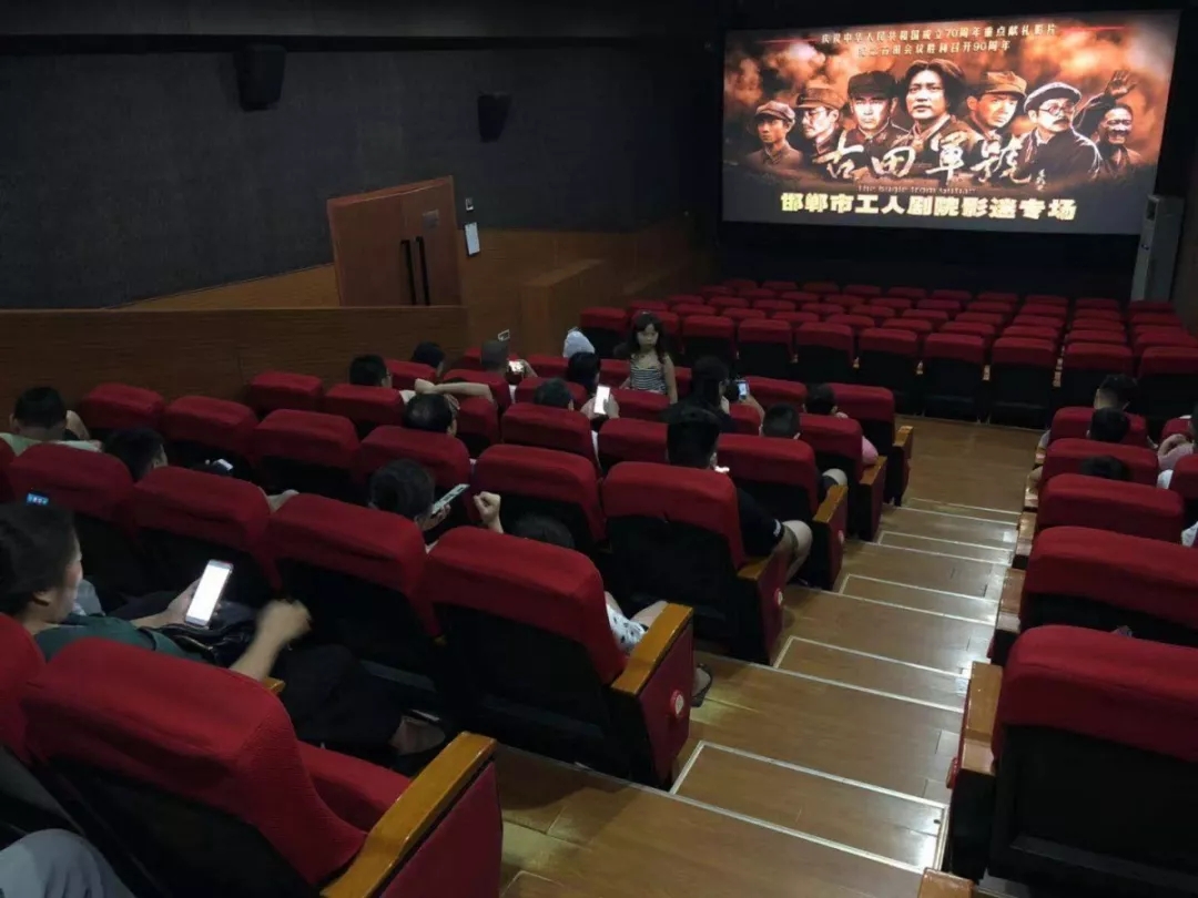 亚洲熟妇丰满大屁股熟妇