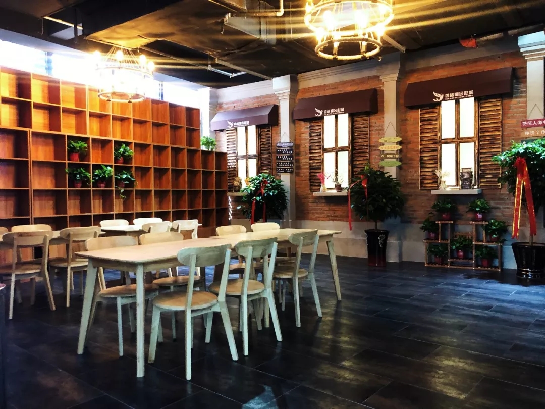 亚洲熟妇丰满大屁股熟妇