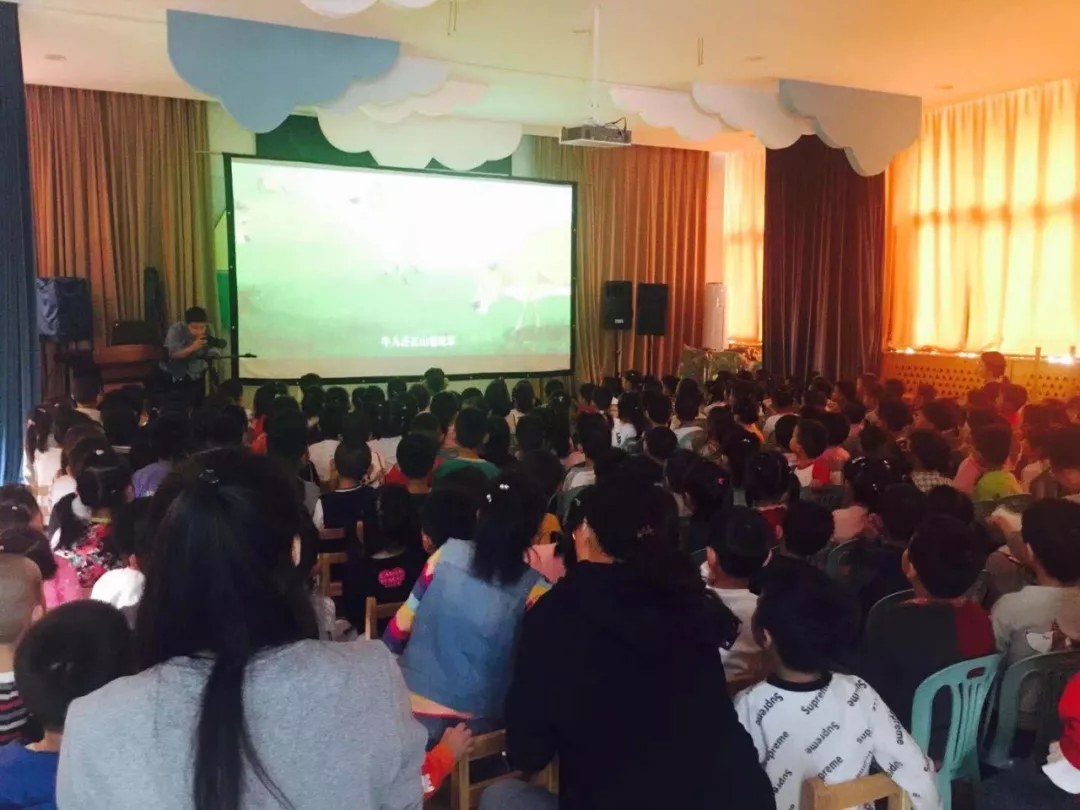 亚洲熟妇丰满大屁股熟妇