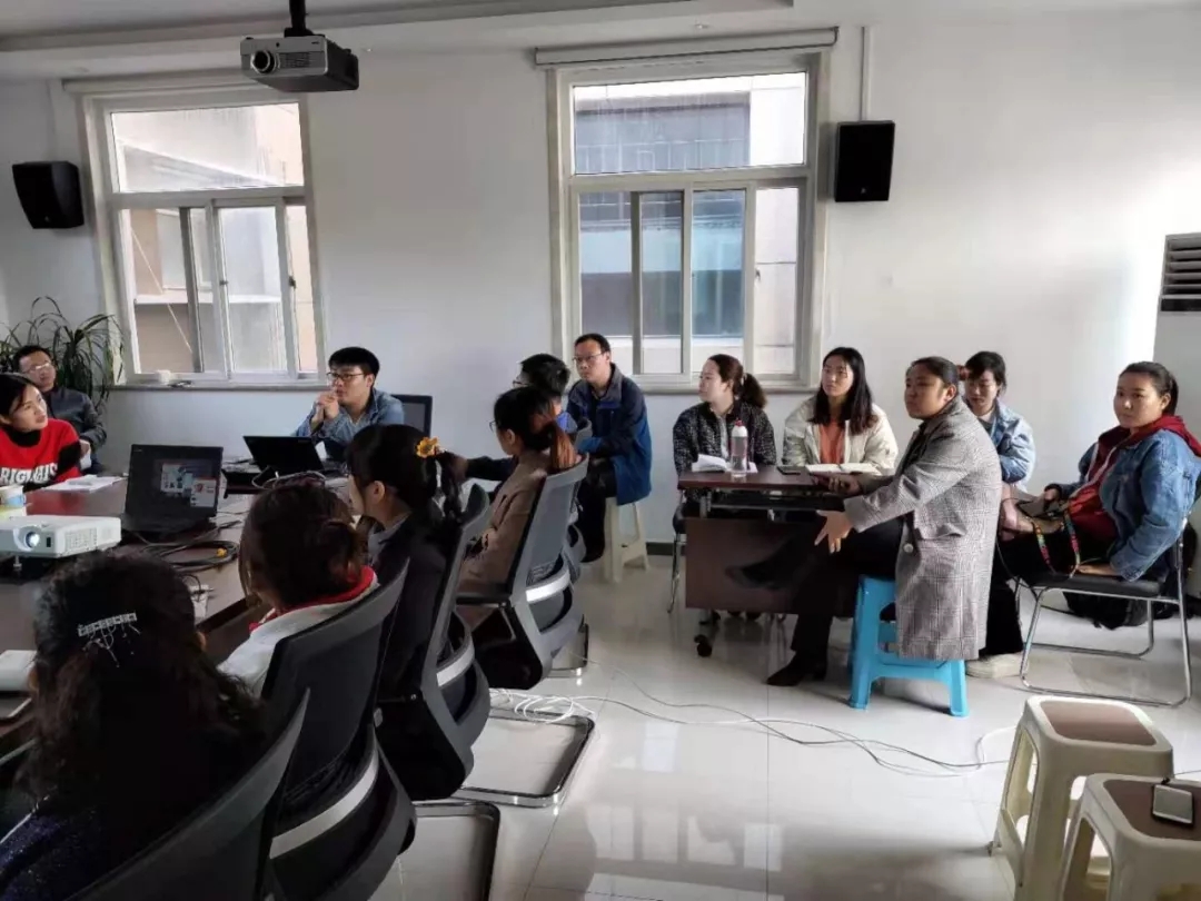 亚洲熟妇丰满大屁股熟妇