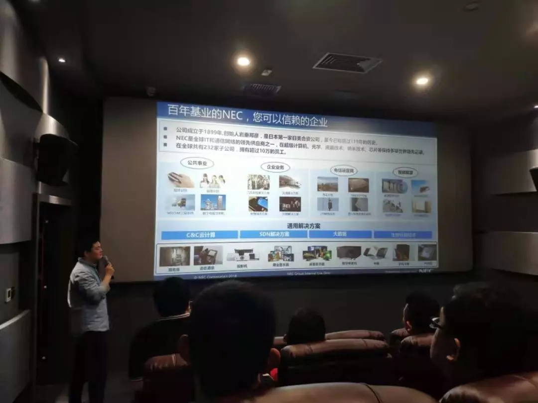 亚洲熟妇丰满大屁股熟妇