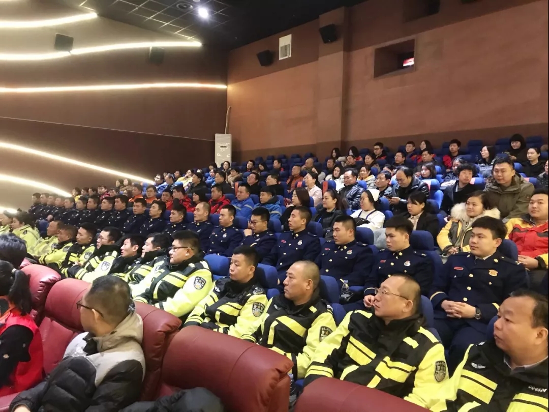 亚洲熟妇丰满大屁股熟妇