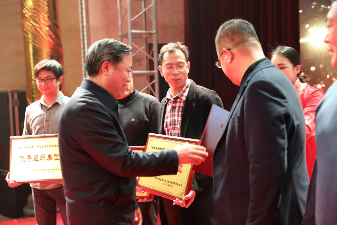 亚洲熟妇丰满大屁股熟妇