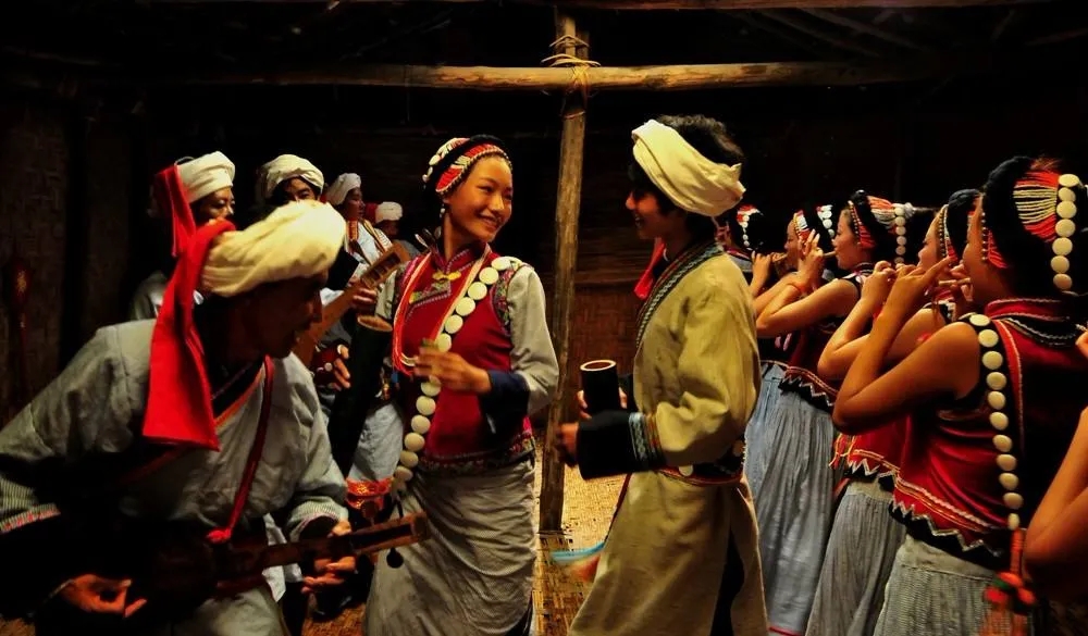 亚洲熟妇丰满大屁股熟妇