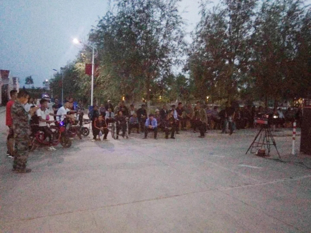 亚洲熟妇丰满大屁股熟妇