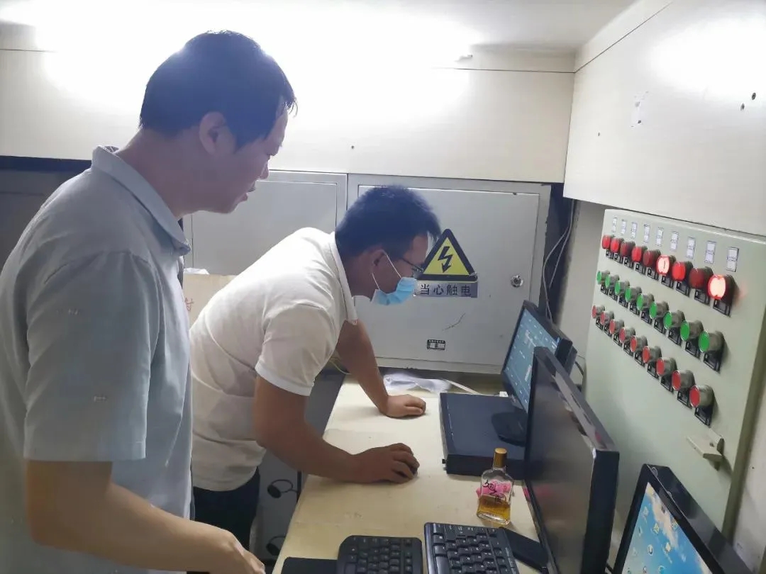 亚洲熟妇丰满大屁股熟妇