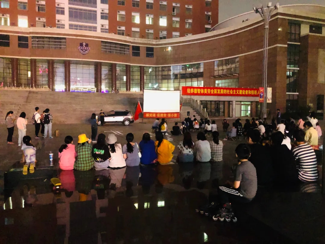 亚洲熟妇丰满大屁股熟妇