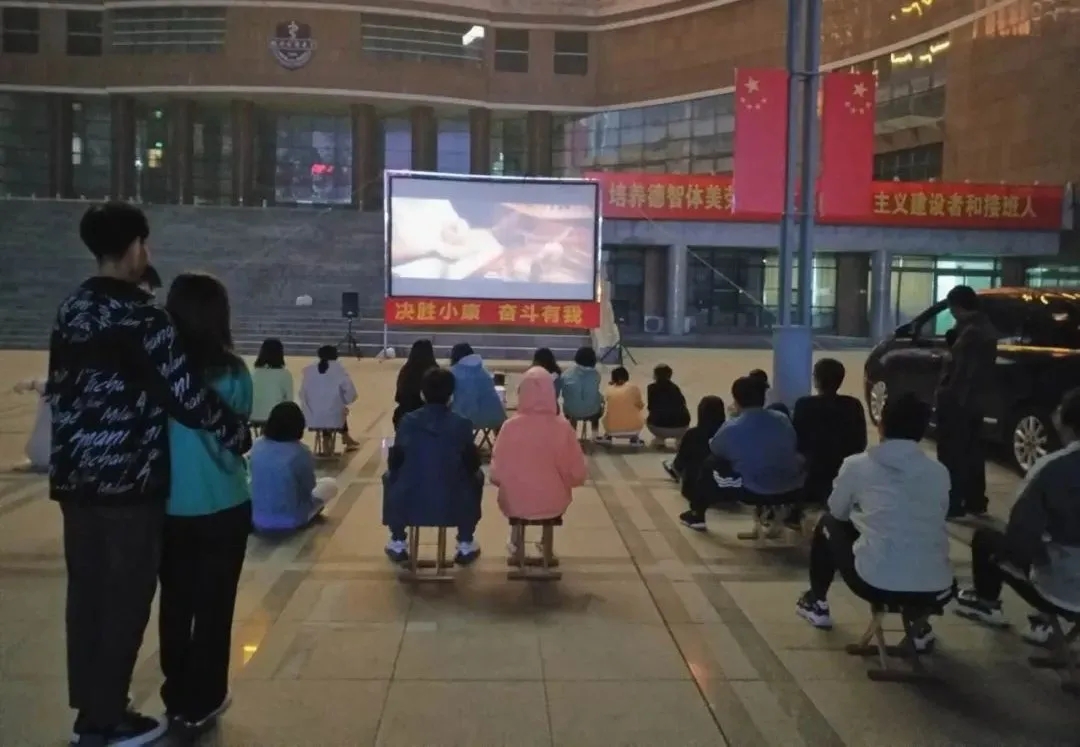 亚洲熟妇丰满大屁股熟妇