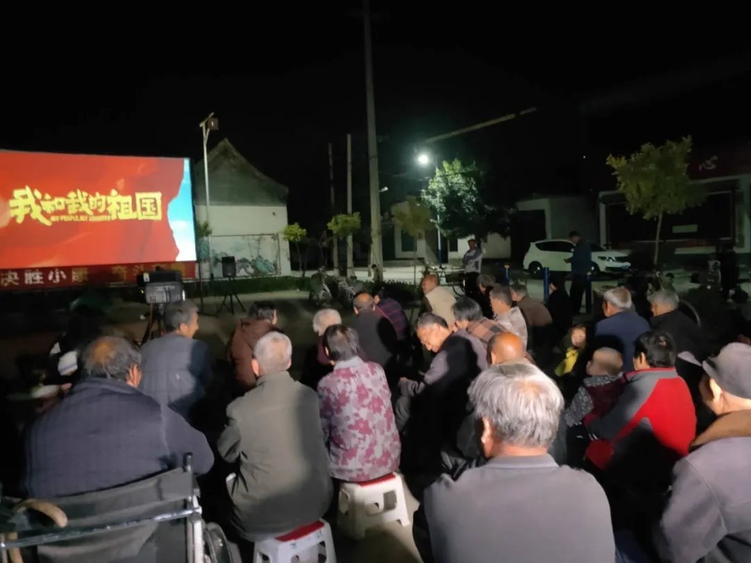 亚洲熟妇丰满大屁股熟妇