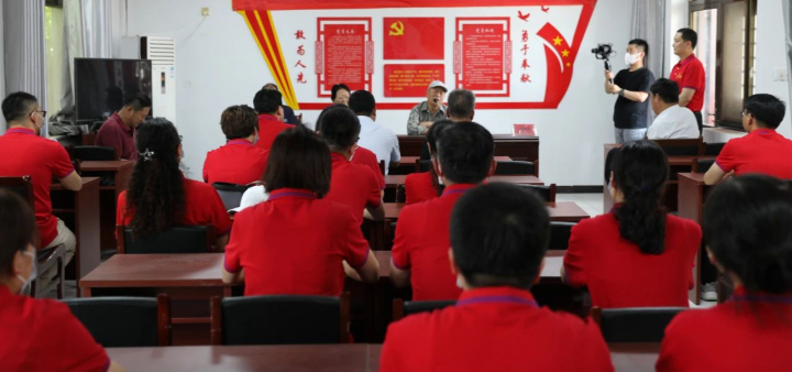 亚洲熟妇丰满大屁股熟妇