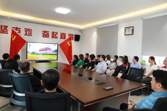 亚洲熟妇丰满大屁股熟妇