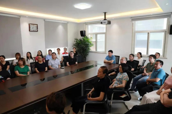 亚洲熟妇丰满大屁股熟妇