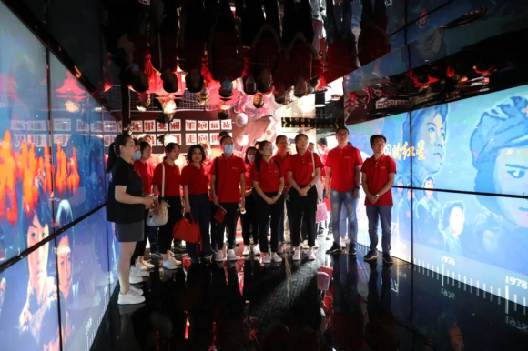 亚洲熟妇丰满大屁股熟妇