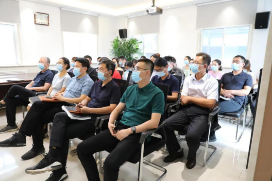 亚洲熟妇丰满大屁股熟妇