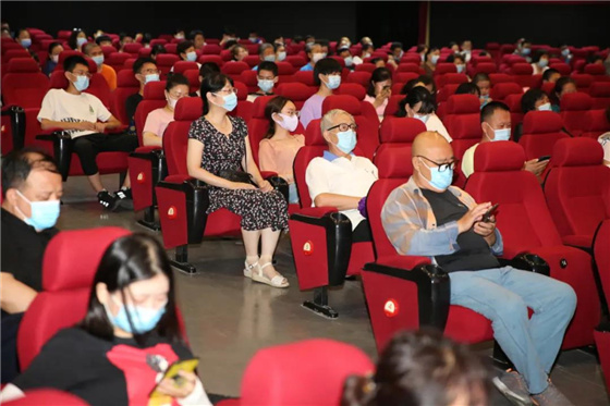 亚洲熟妇丰满大屁股熟妇