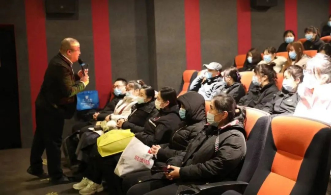 亚洲熟妇丰满大屁股熟妇