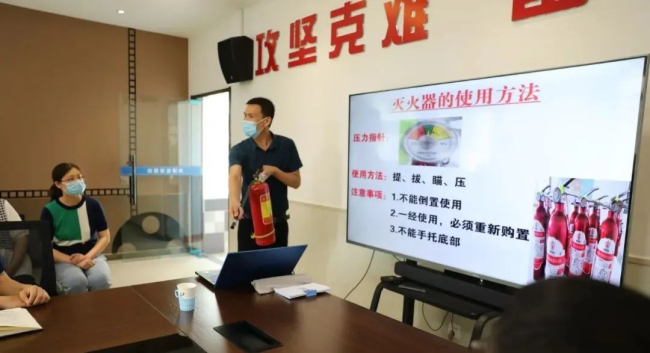 亚洲熟妇丰满大屁股熟妇