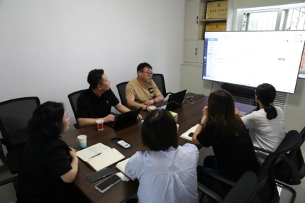 亚洲熟妇丰满大屁股熟妇