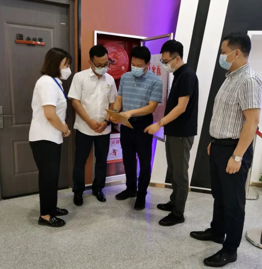 亚洲熟妇丰满大屁股熟妇