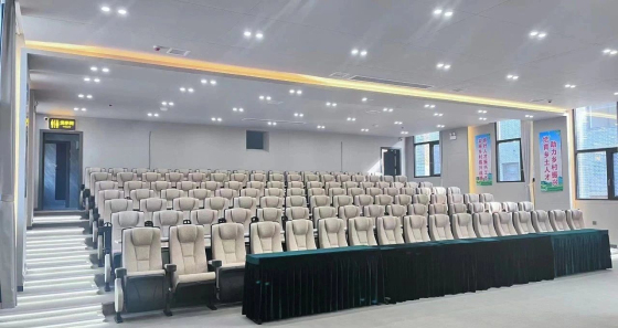 亚洲熟妇丰满大屁股熟妇