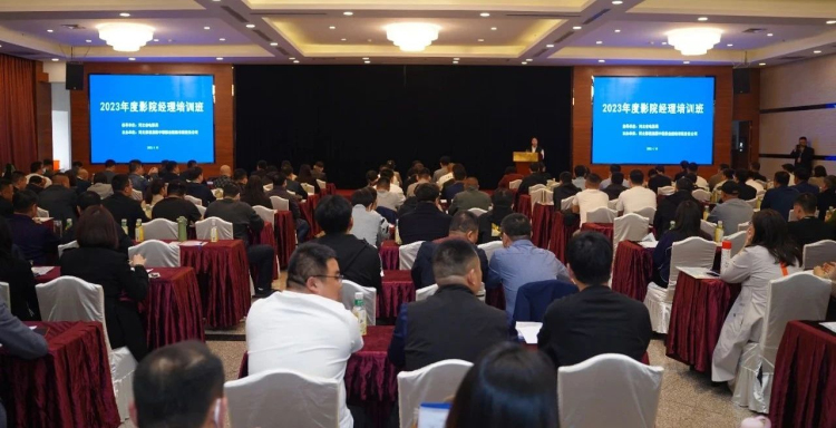 亚洲熟妇丰满大屁股熟妇