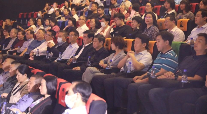 亚洲熟妇丰满大屁股熟妇