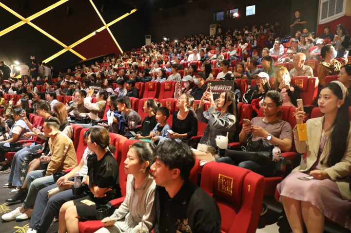 亚洲熟妇丰满大屁股熟妇