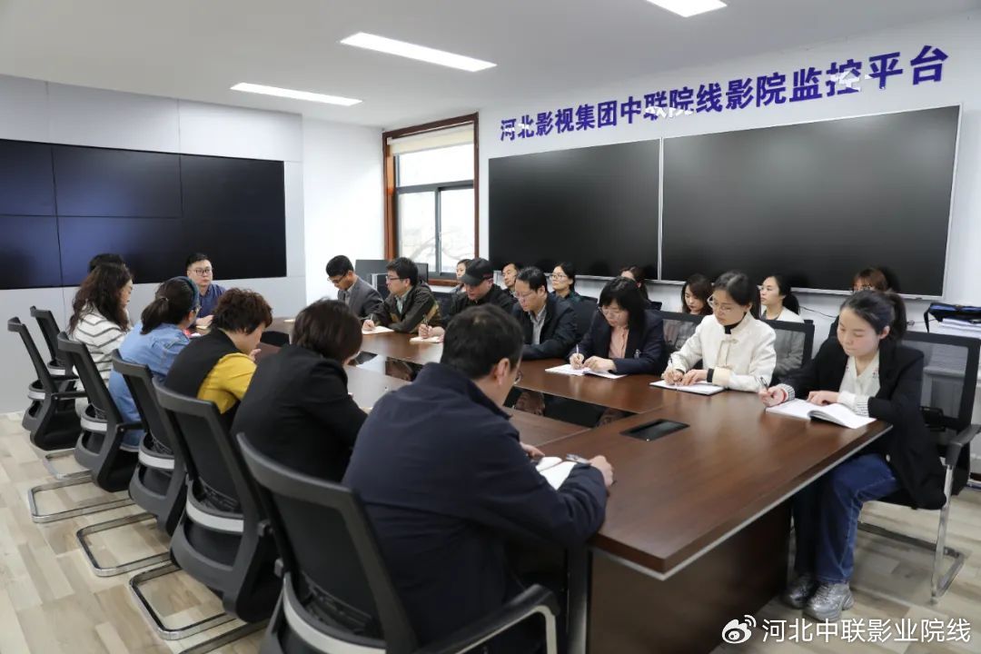 亚洲熟妇丰满大屁股熟妇